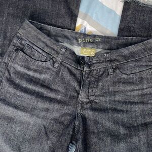 Pine IV Dark Wash Denim Jeans Ragged Bottoms size 26